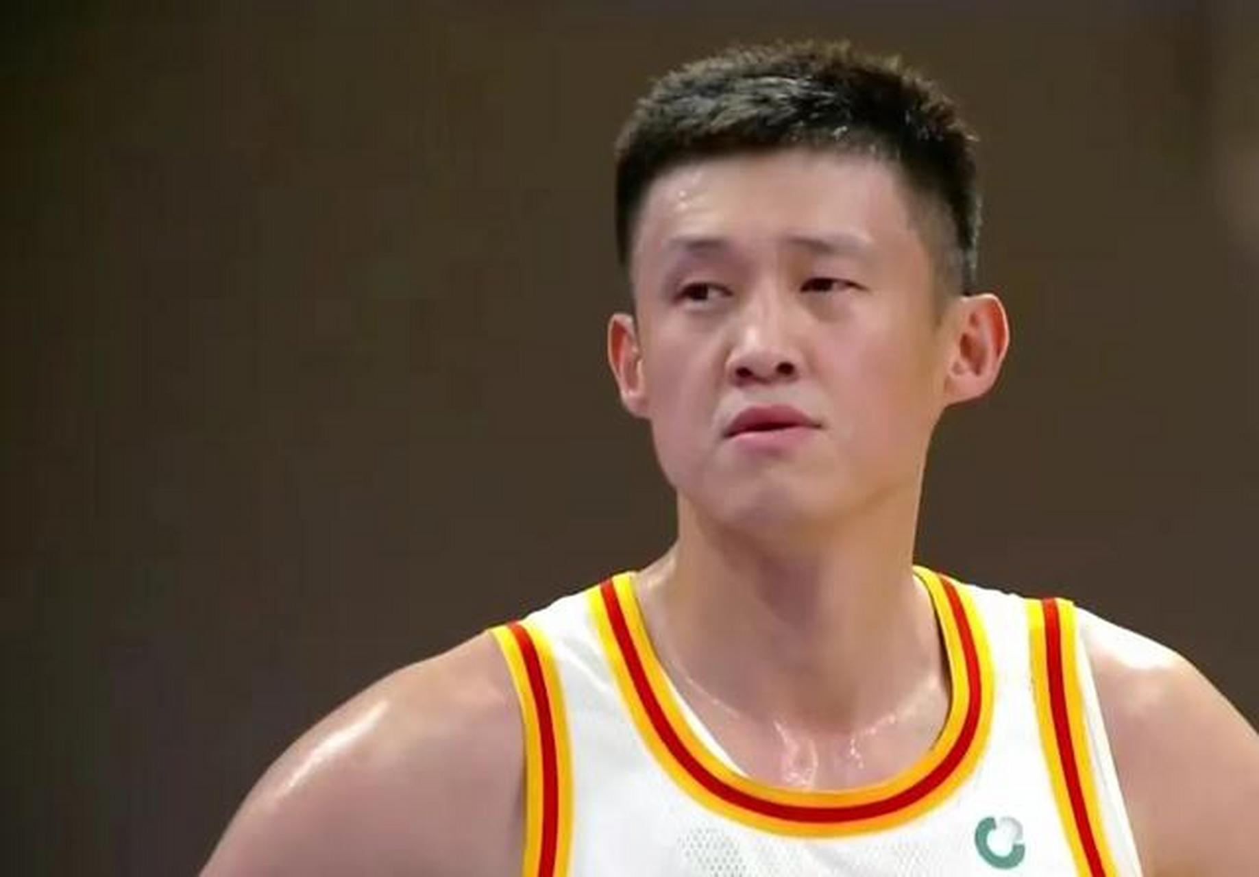 里程碑夜巴塞罗那队长鼓劲；CBA季后赛今晚刷纪录；震撼外界；赛季目标并未改变的简单介绍-超凡电竞