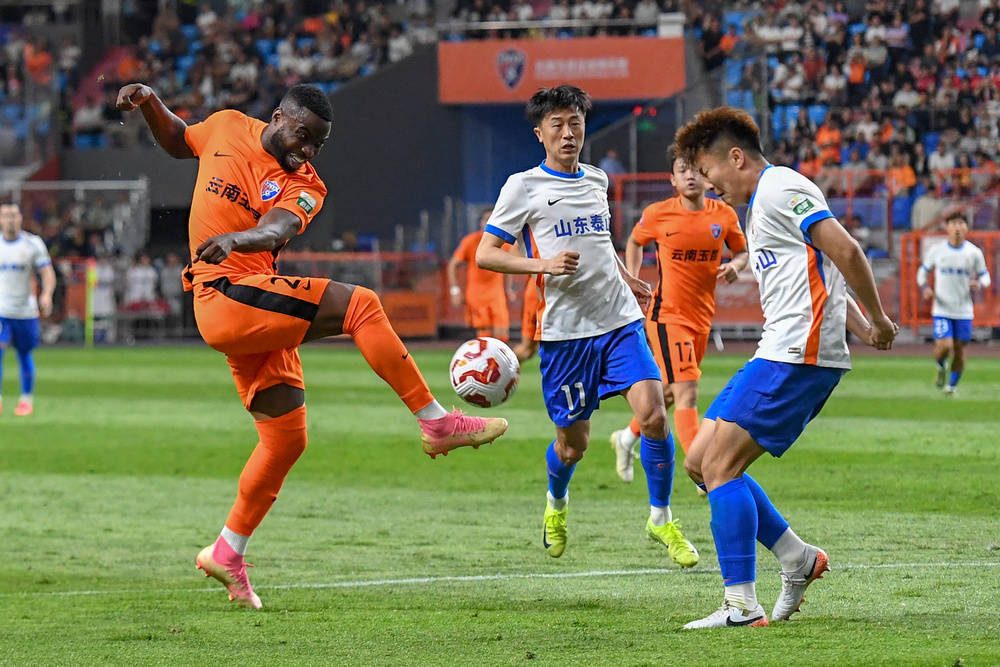 风云突变!曼城关键时刻队长鼓劲,亚冠版图或变,压力陡增,球队文化再被提及 风云突变!曼城关键时刻队长鼓劲,亚冠版图或变,压力陡增,球队文化再被提及