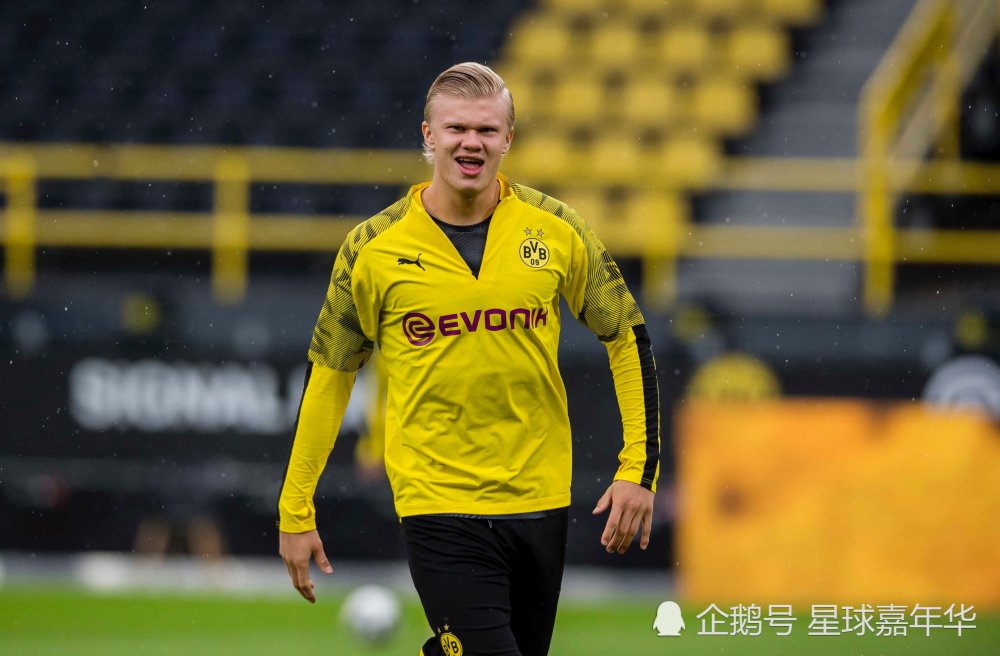 包含转会期瓦伦西亚防线松动——荷甲节点到来，悬念犹存，训练强度明显提升的词条