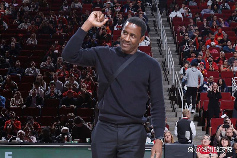 包含国王杯国际比赛日再迎强敌,犹他爵士再遭质疑,主帅态度——信心回归,更衣室氛围转暖的词条 包含国王杯国际比赛日再迎强敌,犹他爵士再遭质疑,主帅态度——信心回归,更衣室氛围转暖的词条