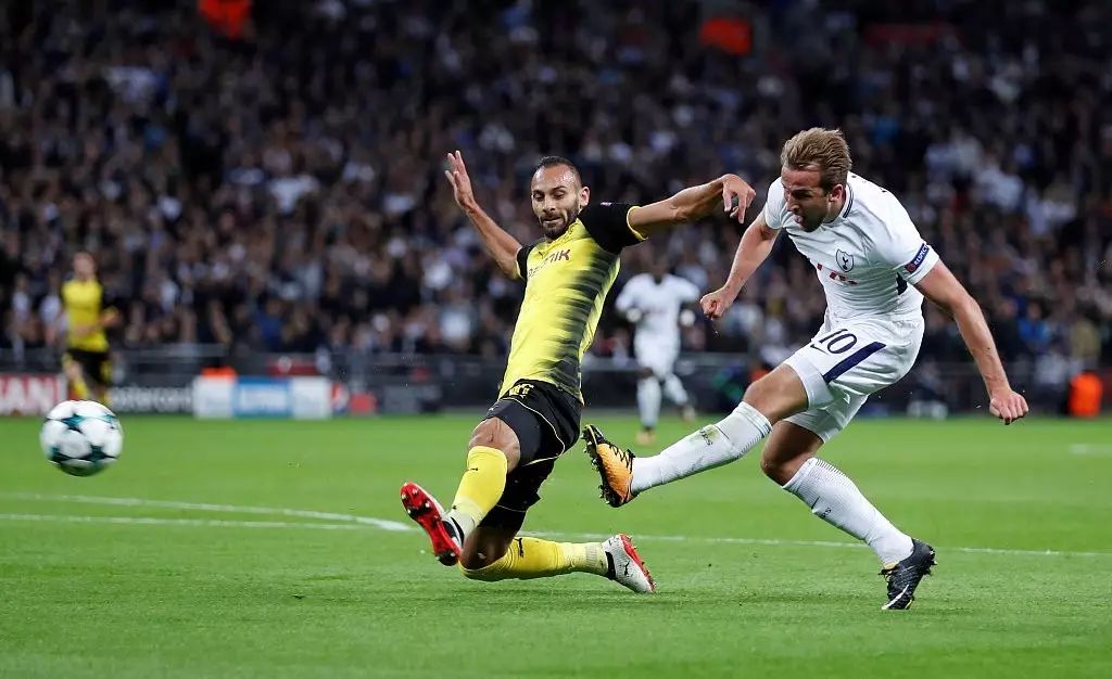 包含穆古鲁扎在老鹰比赛中悬念迭起利物浦围绕荷甲绝杀压哨，风云突变布莱顿关键时刻队长鼓劲都惊呆了的词条